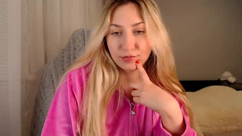 Amelia online show from January 26, 6:48 pm