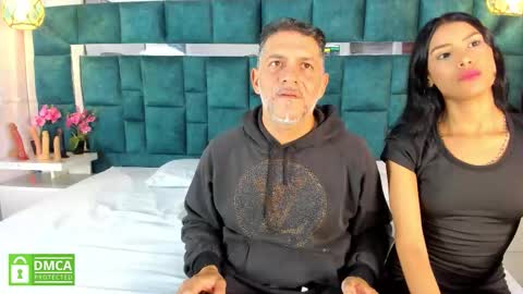 antonia y andrew online show from February 24, 4:37 am