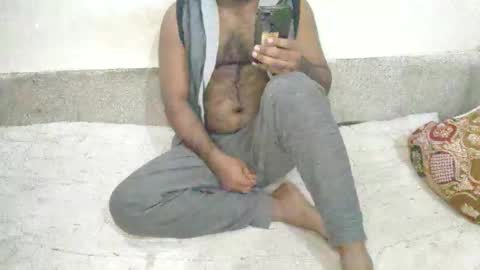 vickpie24 online show from November 30, 9:33 pm