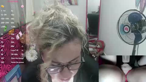 Valentina online show from December 1, 7:56 pm