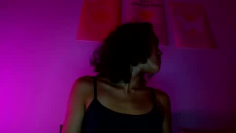 Goddess Victory  online show from October 4, 9:40 am