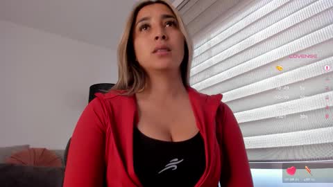 Victoria  online show from February 4, 8:57 pm