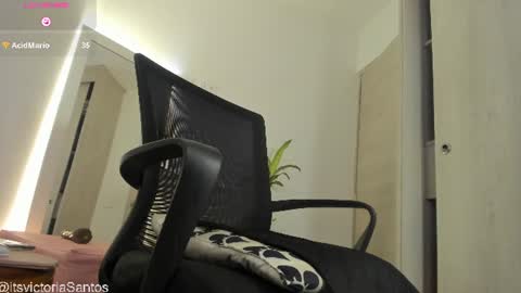 Victoria Santos online show from August 2, 11:28 pm