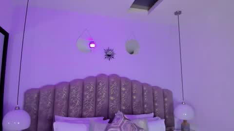 valentina online show from February 9, 12:20 pm