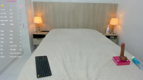 victoria_pachon online show from October 17, 7:18 pm