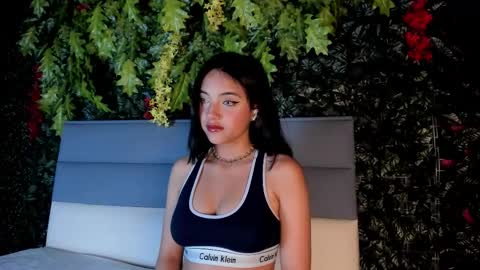 victoriaa2_doll online show from October 14, 12:41 pm