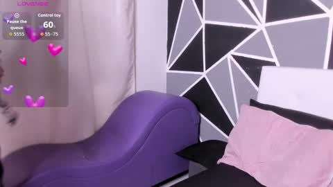 Victoria Zans  online show from October 11, 10:53 am