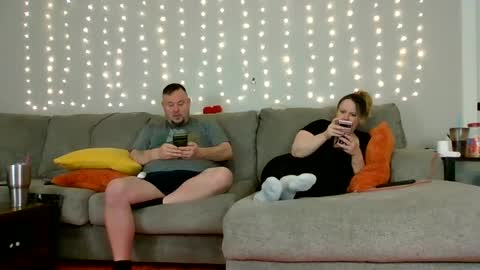 Victoria and Jesse online show from January 27, 8:07 am