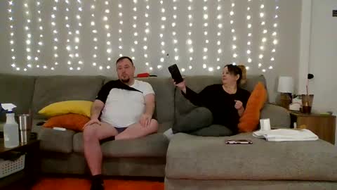 Victoria and Jesse online show from February 10, 12:29 pm