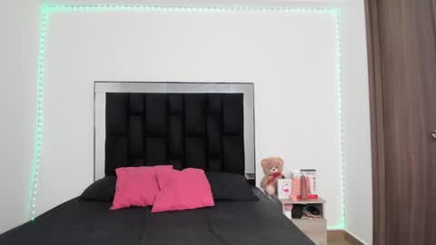 VICTORIA online show from February 27, 12:34 pm