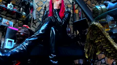 Victoria Heller online show from September 18, 7:45 am