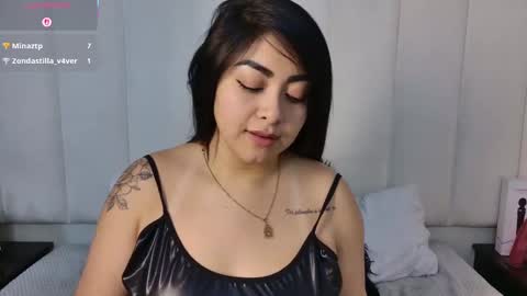 VICTORIA JOHNS online show from September 19, 9:51 pm