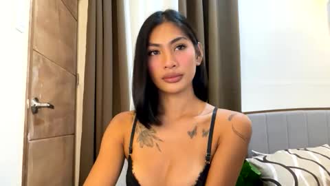 Victoria online show from March 28, 2:29 pm