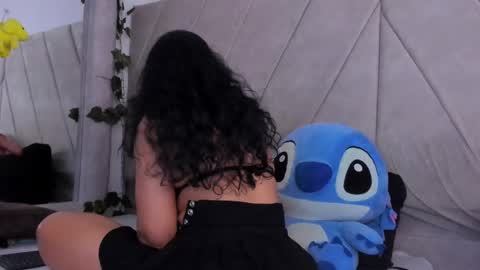 Snapshot of victoriawills_ chatting on October 7, 11:01 pm ADRIANA online show from October 7, 11:01 pm