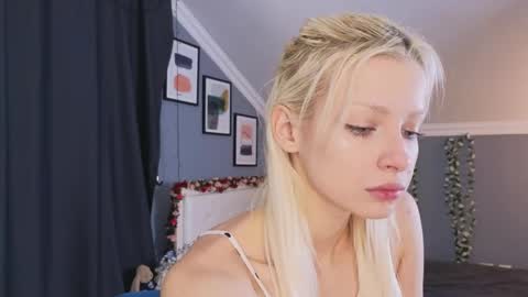 Eva online show from April 26, 1:42 pm