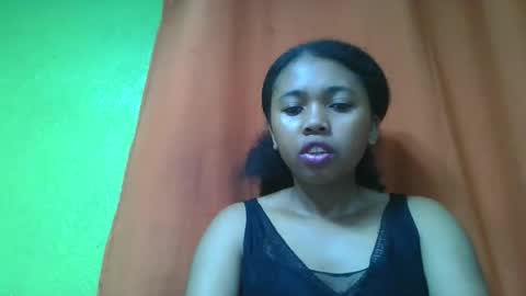 vierge28430 online show from May 3, 2:28 am
