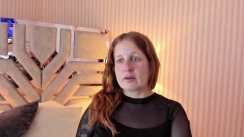 Violeta online show from December 13, 10:34 pm