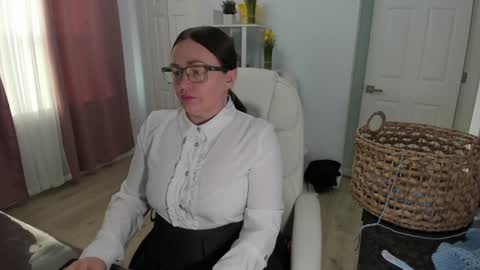 Ukrainian-woman online show from February 7, 7:06 pm