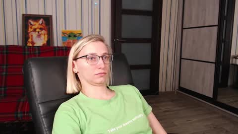 Vika online show from March 15, 2:42 pm