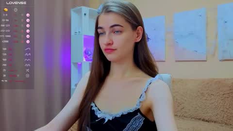 vikiberry online show from November 20, 10:03 am