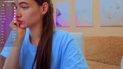 vikiberry online show from October 23, 10:28 am