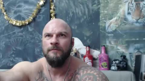 viking online show from February 25, 8:01 pm