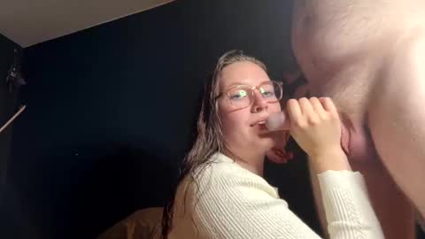 vikingandvixen44 online show from October 24, 12:33 am