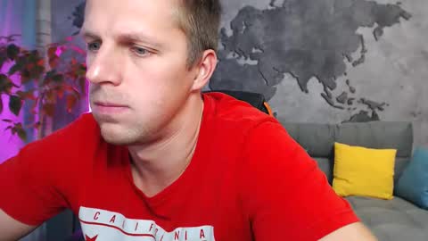 Snapshot of vikingchrisss chatting on October 21, 10:53 am vikingchrisss online show from October 21, 10:53 am