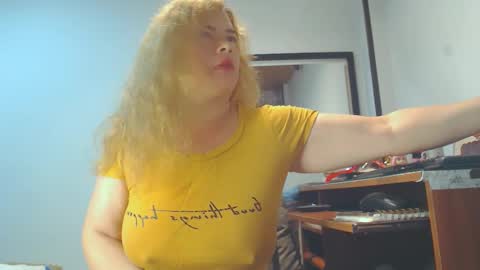 VIKKKTORIAAA online show from March 12, 8:51 am