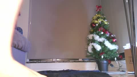 Max online show from January 5, 3:00 am