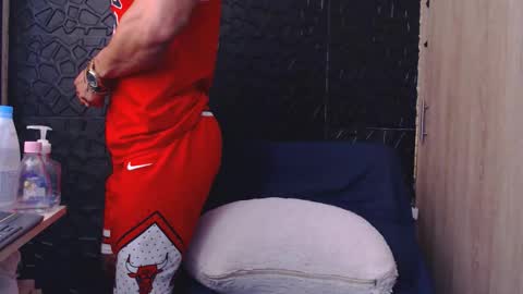 Viktor Herrera online show from January 16, 1:31 pm