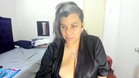 VIKY ADAMS online show from February 6, 7:27 pm