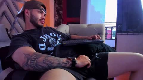 Vincent online show from May 16, 10:36 am