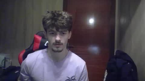 vincentprice69 online show from March 2, 3:13 am