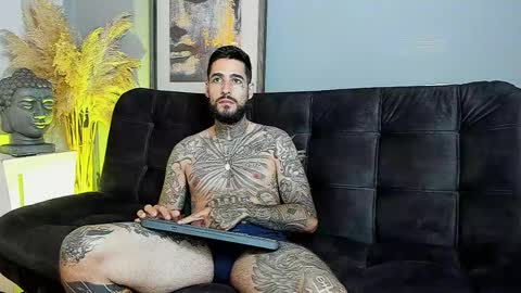 Vincent Sartori online show from November 13, 10:45 pm