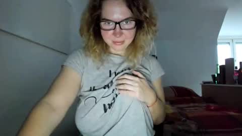 viodetta online show from January 8, 3:18 pm