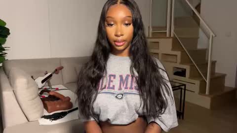 Fantasy Black Girl online show from November 7, 6:27 am