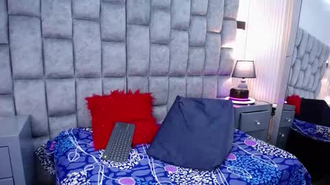 Violet online show from March 10, 2:43 pm