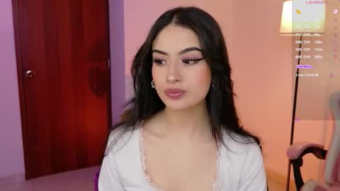 Violeta  online show from December 4, 7:46 pm