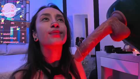 Snapshot of violet_jonesss chatting on September 26, 6:27 pm Violet Jones online show from September 26, 6:27 pm