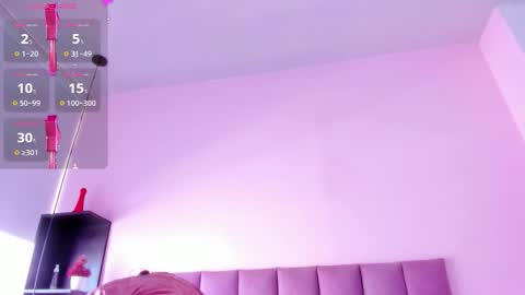 Snapshot of violet_myerrs chatting on October 23, 1:45 pm violet online show from October 23, 1:45 pm