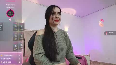 Snapshot of violet_tay1 chatting on October 7, 12:12 pm violet_tay1 online show from October 7, 12:12 pm