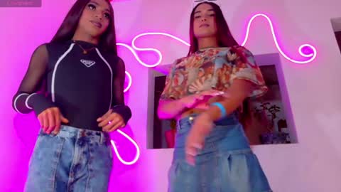 violeta_r_01 online show from July 30, 5:41 am