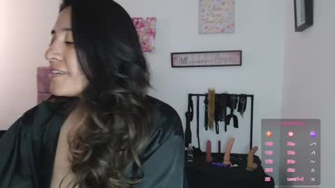 violeta_scott_ online show from July 30, 6:19 pm
