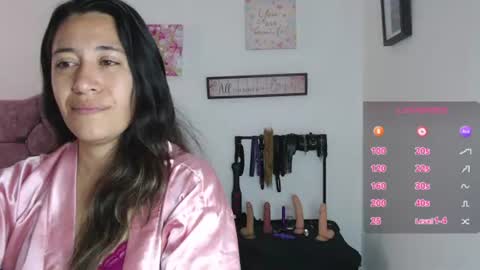 violeta_scott_ online show from July 19, 2:52 pm