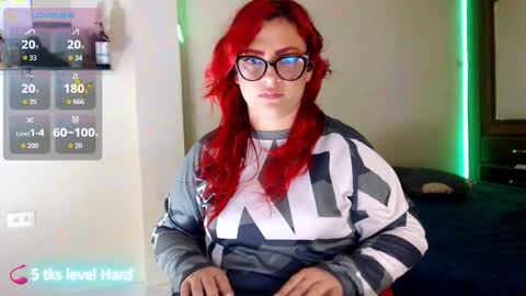 Snapshot of violetabitch chatting on September 13, 6:27 am Violetta Morningstar online show from September 13, 6:27 am