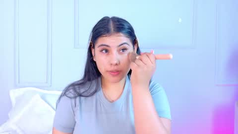 Violet online show from July 2, 1:05 pm