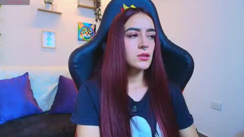 violeth_rosse_ online show from May 27, 2:08 am