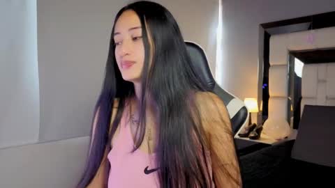 violetskinny online show from February 17, 8:41 pm