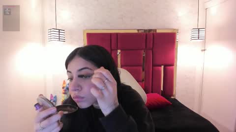 Snapshot of violetsmith_3 chatting on September 19, 11:36 am Violeta  online show from September 19, 11:36 am